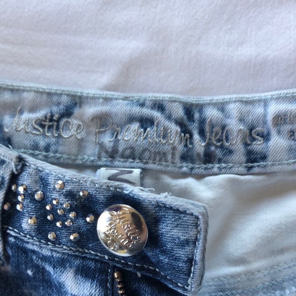 Justice premium girls denim shorts - Picture 4 of 6